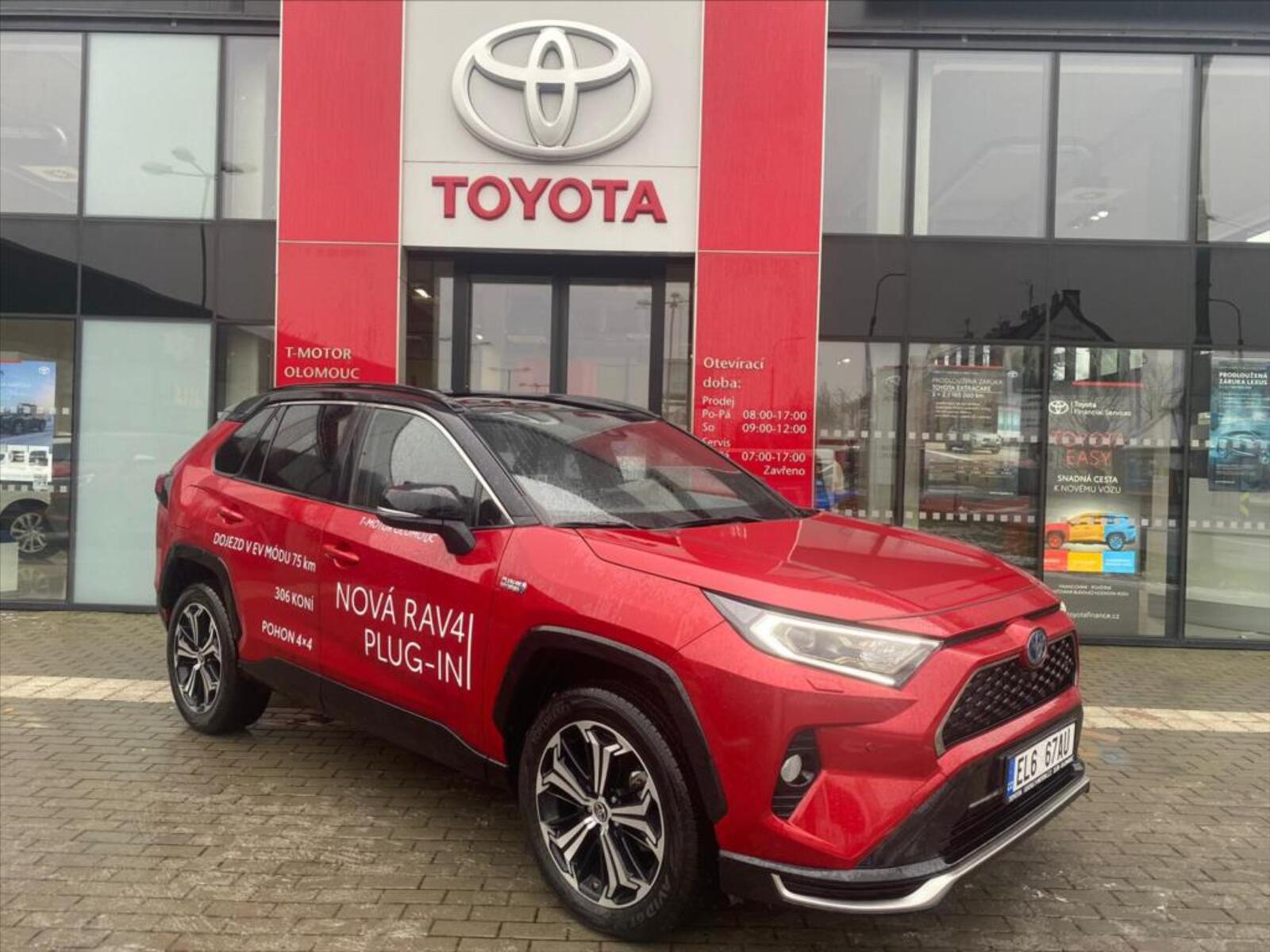 Toyota RAV4 2