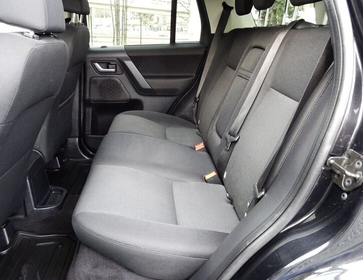 Land Rover Freelander SUV / Terénní 2,2 l 110 kw