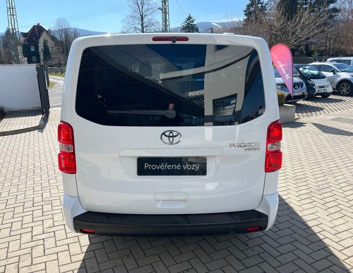 Toyota ProAce Verso VAN / Minibus 2,0 l 106 kw