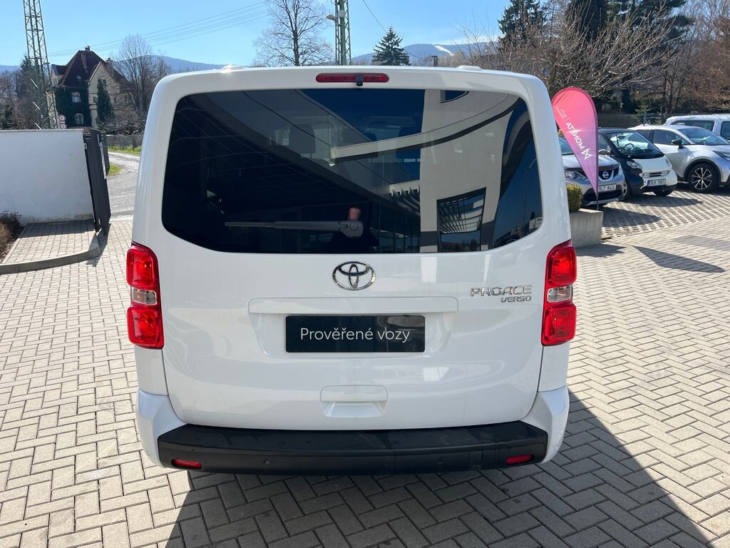 Toyota ProAce Verso VAN / Minibus 2,0 l 106 kw