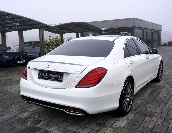 Mercedes-Benz Třídy S 6