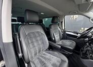 Volkswagen Multivan 15