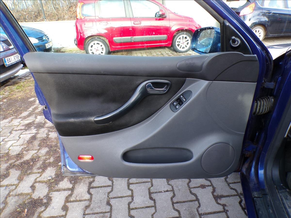 Seat Leon Hatchback 1,4 l 55 kw