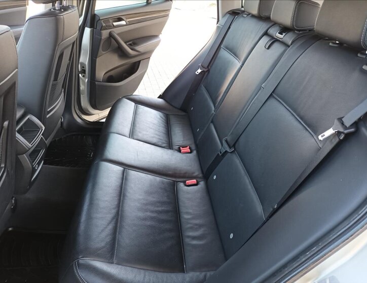 BMW X3 SUV / Terénní 2,0 l 135 kw