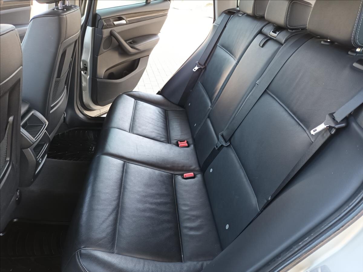 BMW X3 SUV / Terénní 2,0 l 135 kw