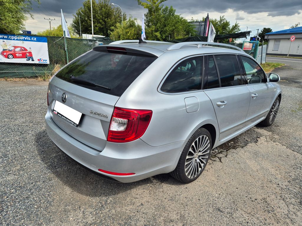 Škoda Superb