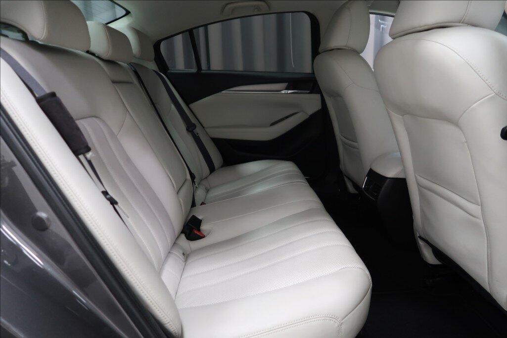 Mazda 6 Sedan / Limuzína 2,5 l 143 kw