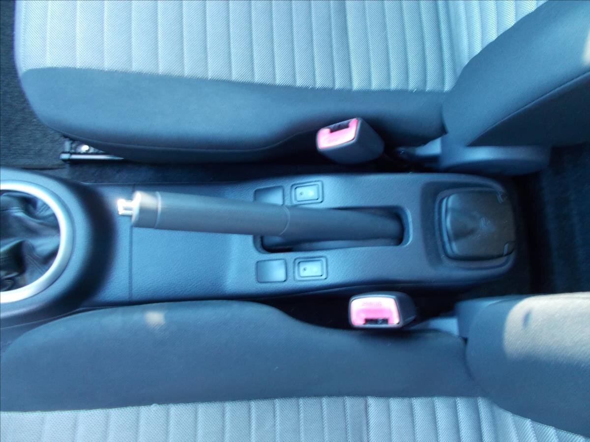 Fiat Sedici Hatchback 1,6 l 88 kw