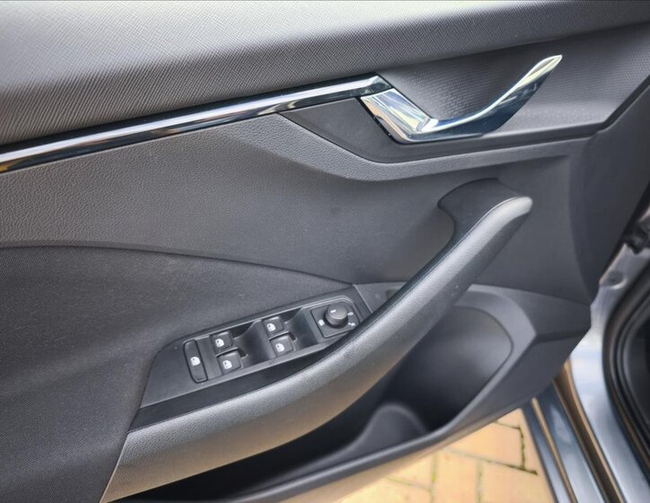 Škoda Scala Hatchback 999,0 85 kw