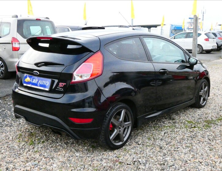 Ford Fiesta Hatchback 1,6 l 134 kw
