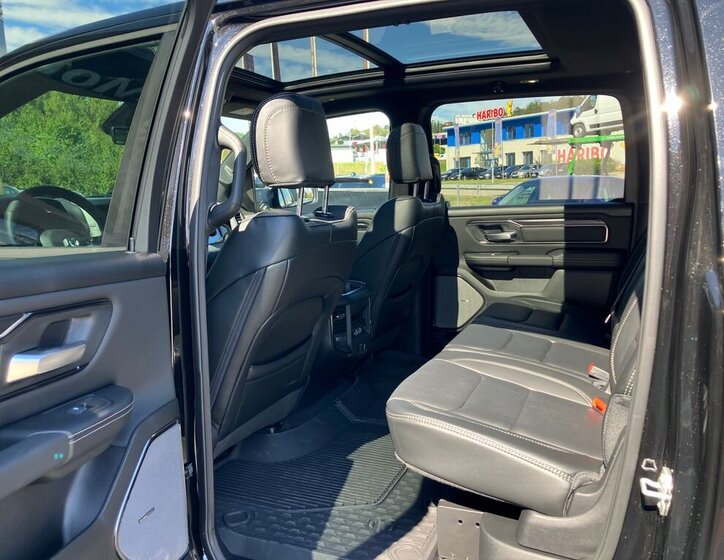 Dodge RAM Pick-up 3,0 l 313 kw