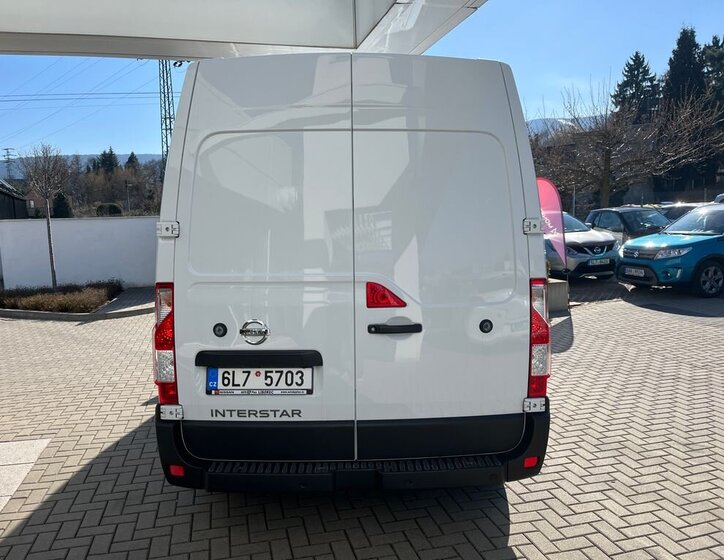 Nissan Interstar Skříň 2,3 l 100 kw