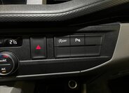 Volkswagen Caravelle 17