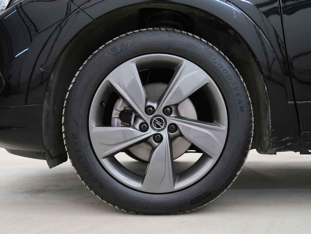 Opel Grandland SUV 1,2 l 96 kw