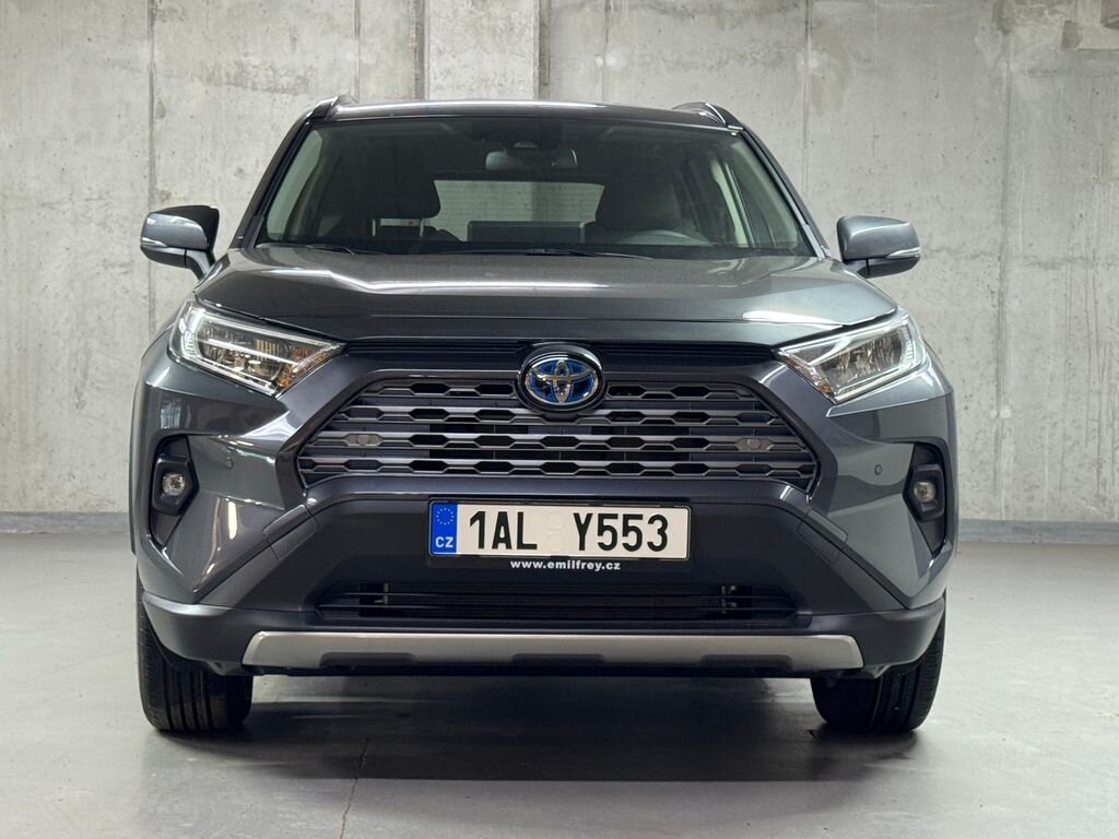 Toyota RAV4 SUV 2,5 l 163 kw