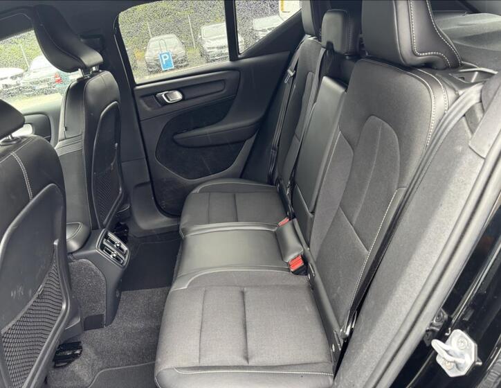 Volvo XC40 6