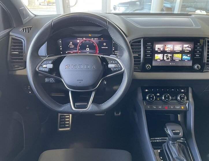 Škoda Karoq SUV 1,5 l 110 kw