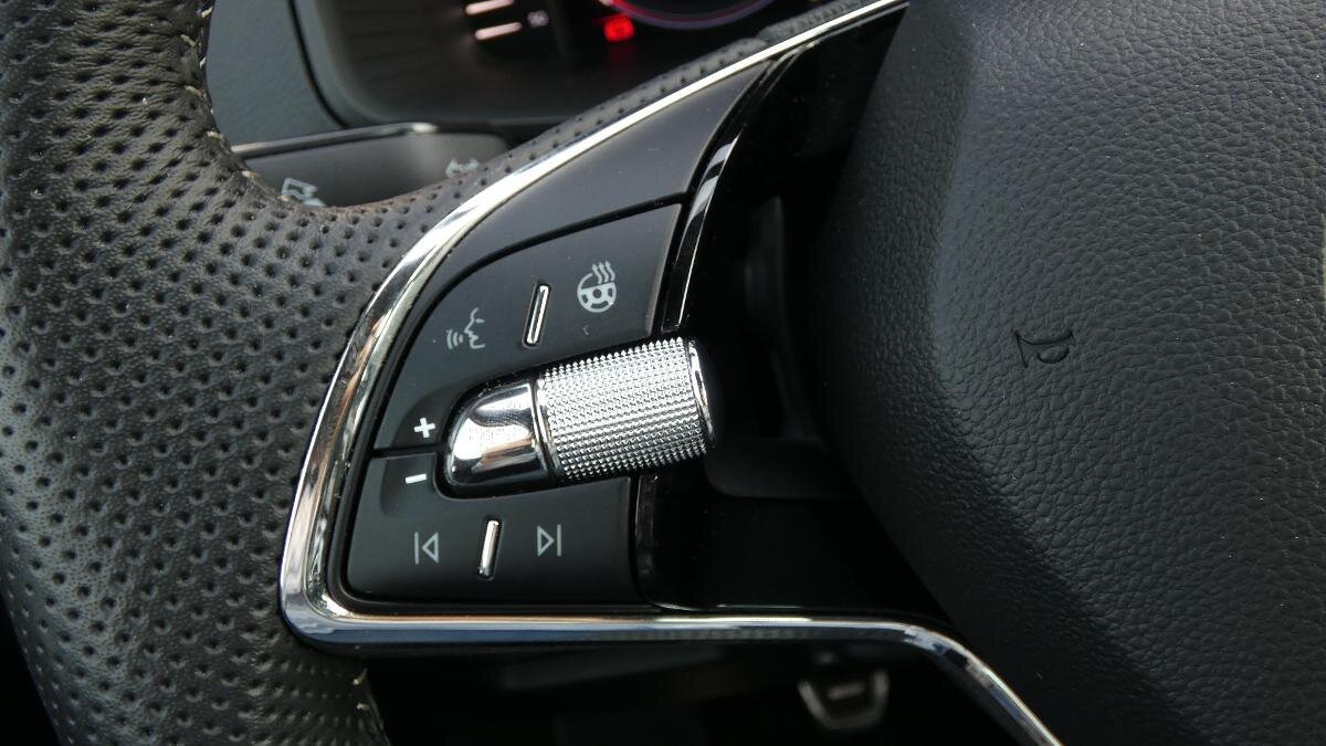 Škoda Karoq SUV / Terénní 1,5 l 110 kw