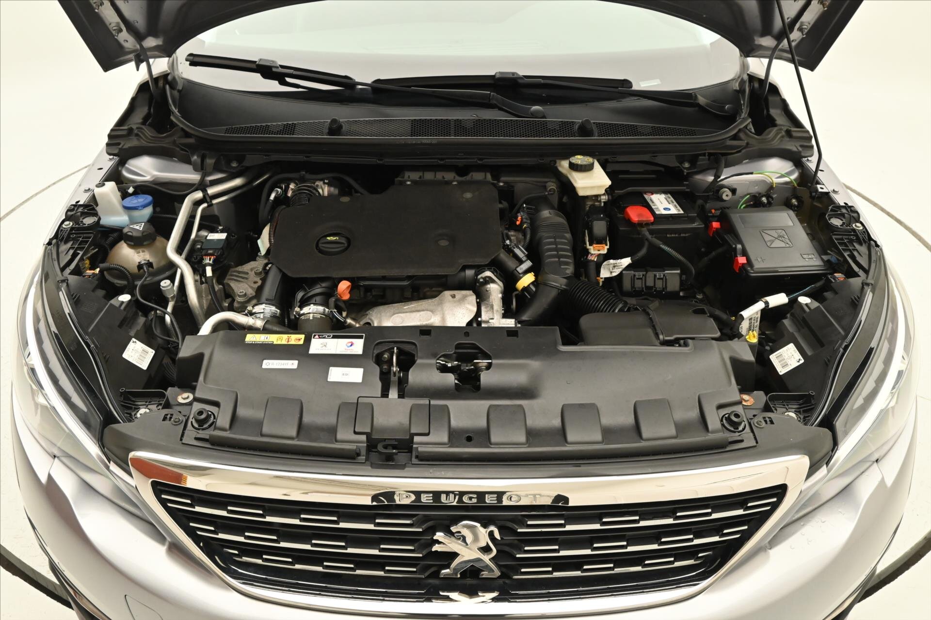 Peugeot 308 Kombi 1,5 l 96 kw