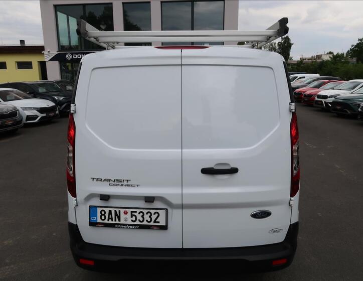 Ford Transit Connect 8