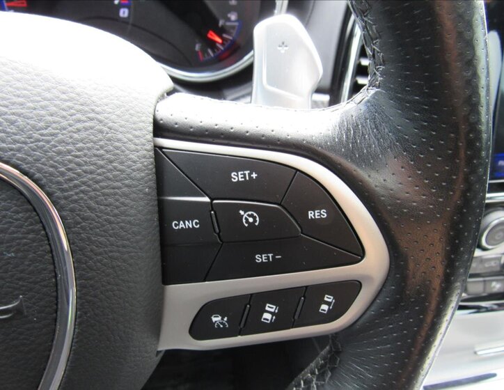 Jeep Grand Cherokee SUV / Terénní 6,4 l 344 kw