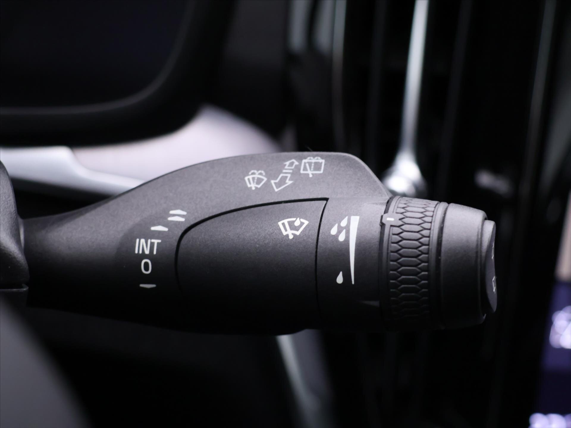 Volvo V60 Kombi 2,0 l 140 kw