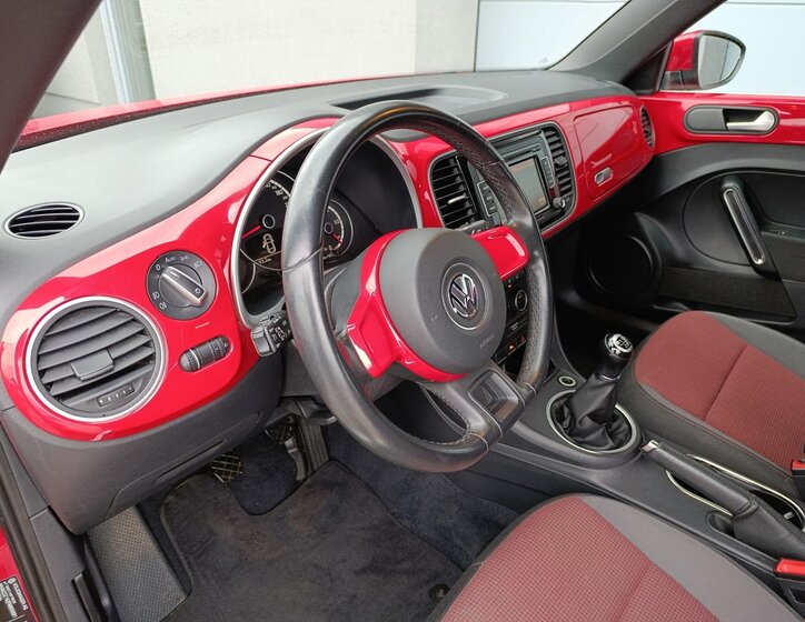 Volkswagen Beetle Kabriolet 1,2 l 77 kw