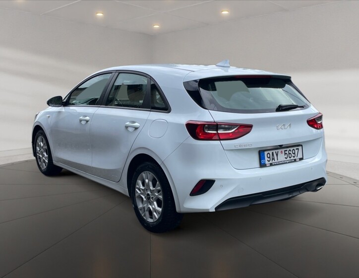 KIA Ceed 4