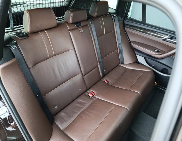 BMW X3 SUV / Terénní 3,0 l 230 kw