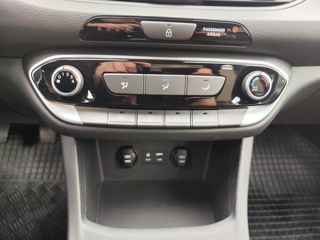 Hyundai i30 Kombi 998,0 88 kw