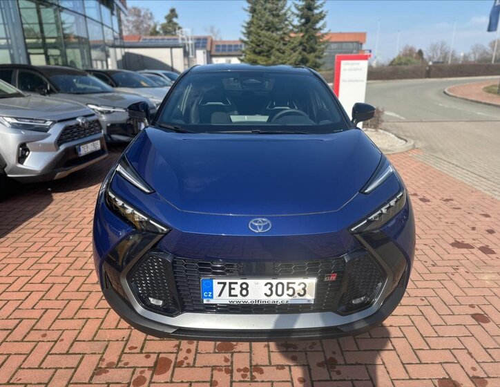 Toyota C-HR Hatchback 1,8 l 72 kw