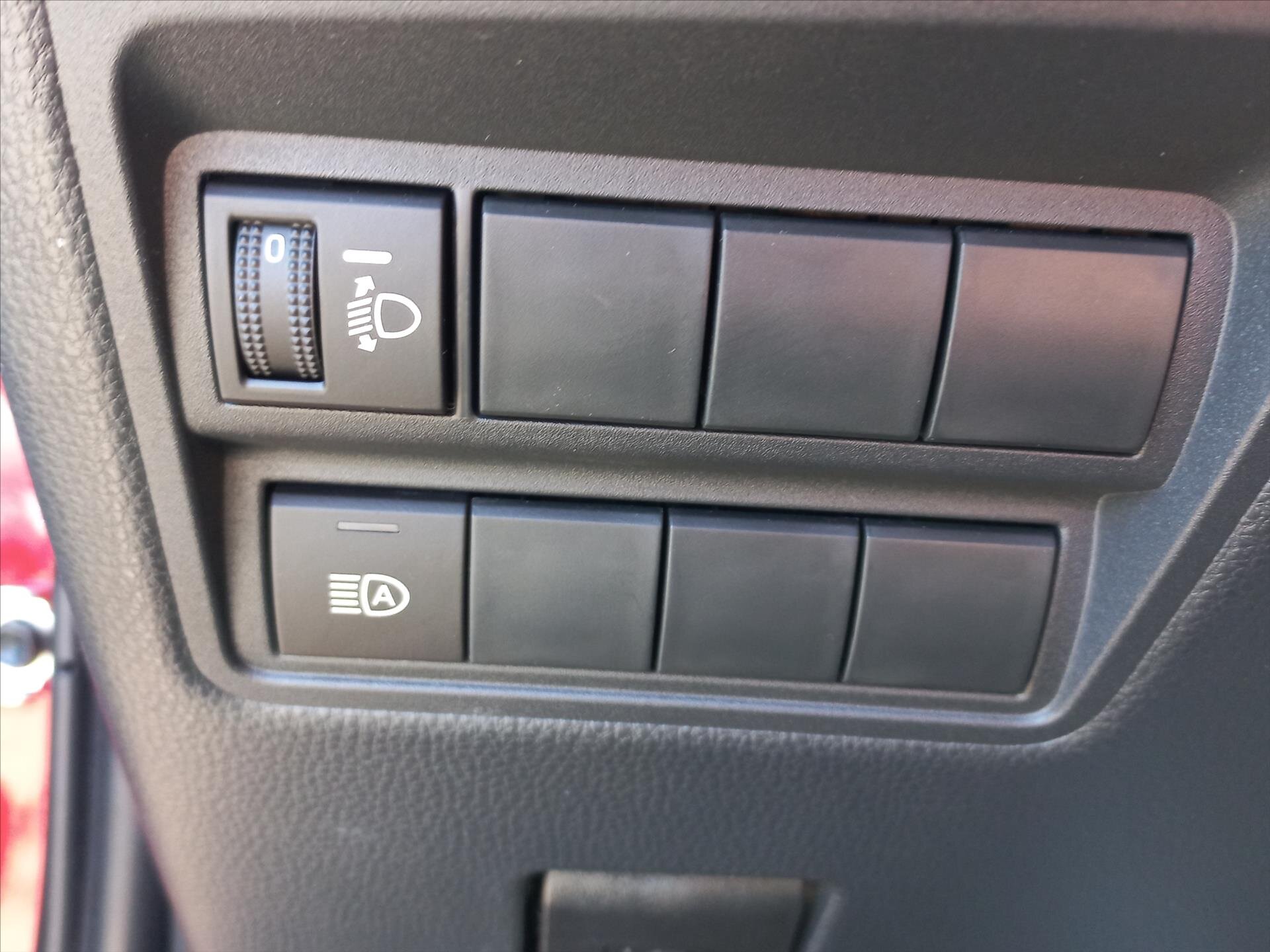 Toyota Yaris Cross CUV / Crossover 1,5 l 68 kw