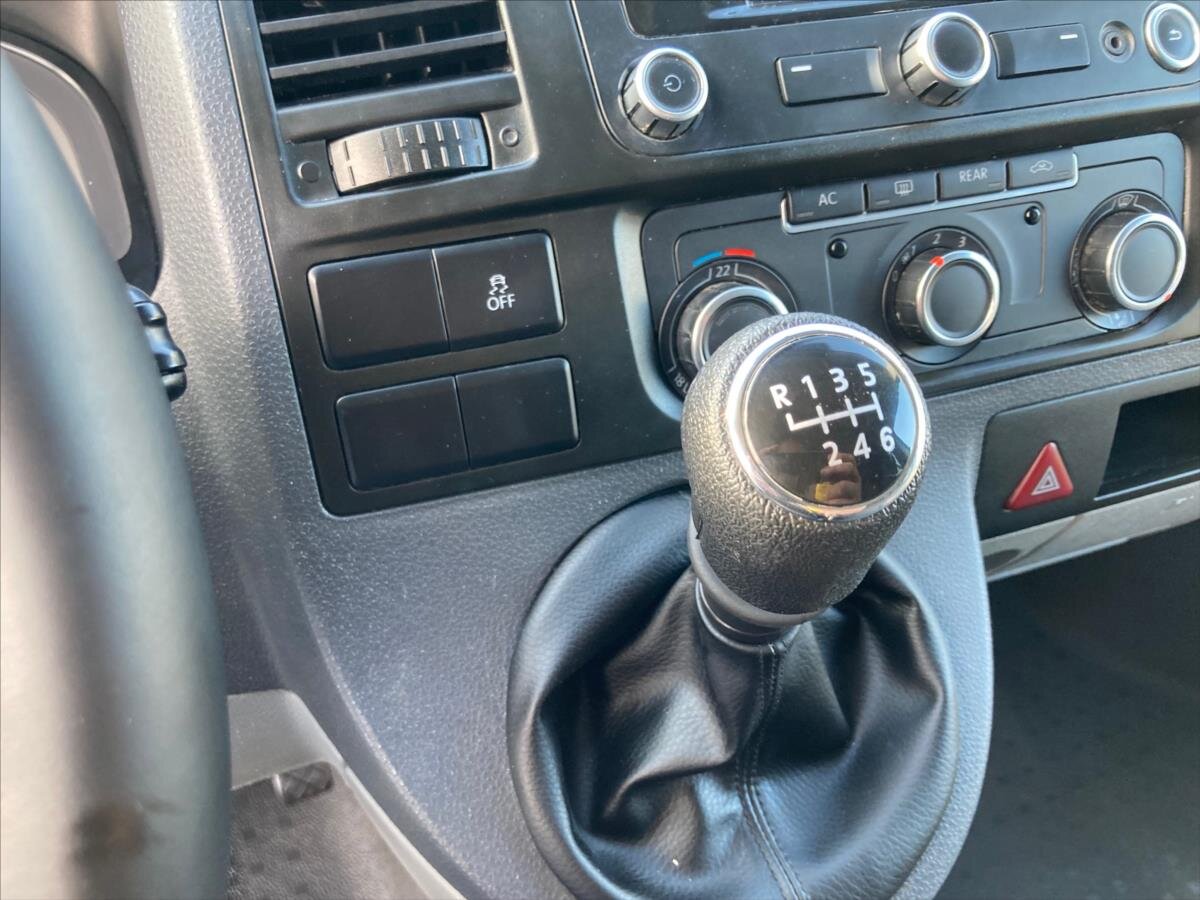 Volkswagen Caravelle Ostatní 2,0 l 103 kw