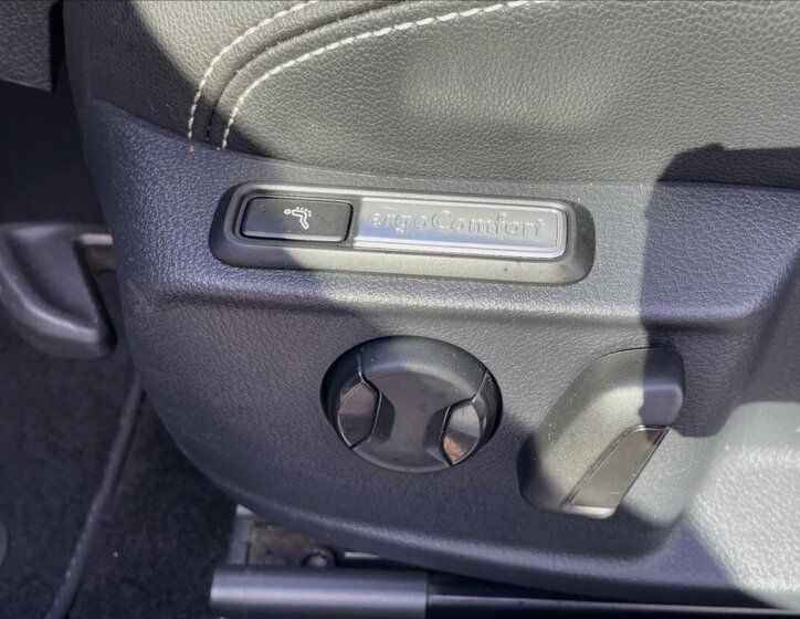 Volkswagen Passat Sedan 2,0 l 147 kw