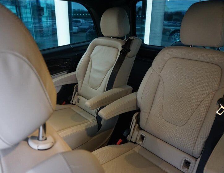 Mercedes-Benz Třídy V 18