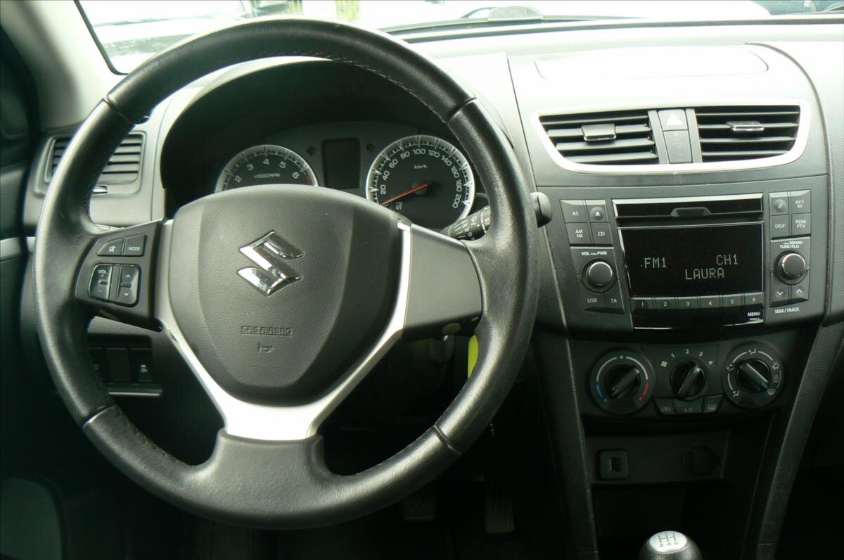 Suzuki Swift Hatchback 1,2 l 69 kw