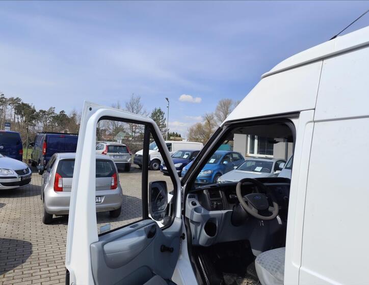 Ford Transit 11