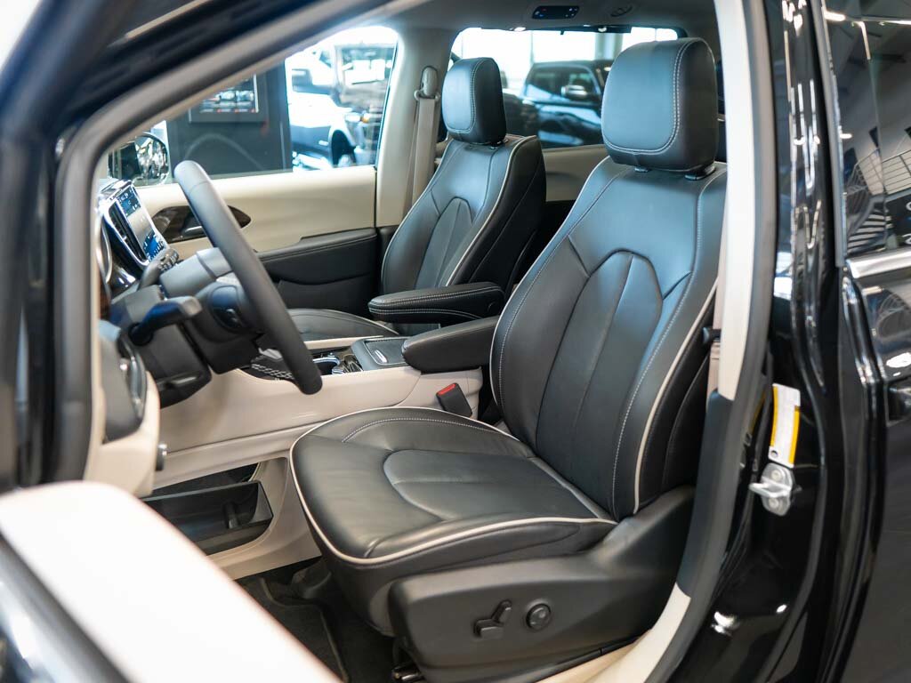 Chrysler Pacifica MPV 3,6 l 221 kw