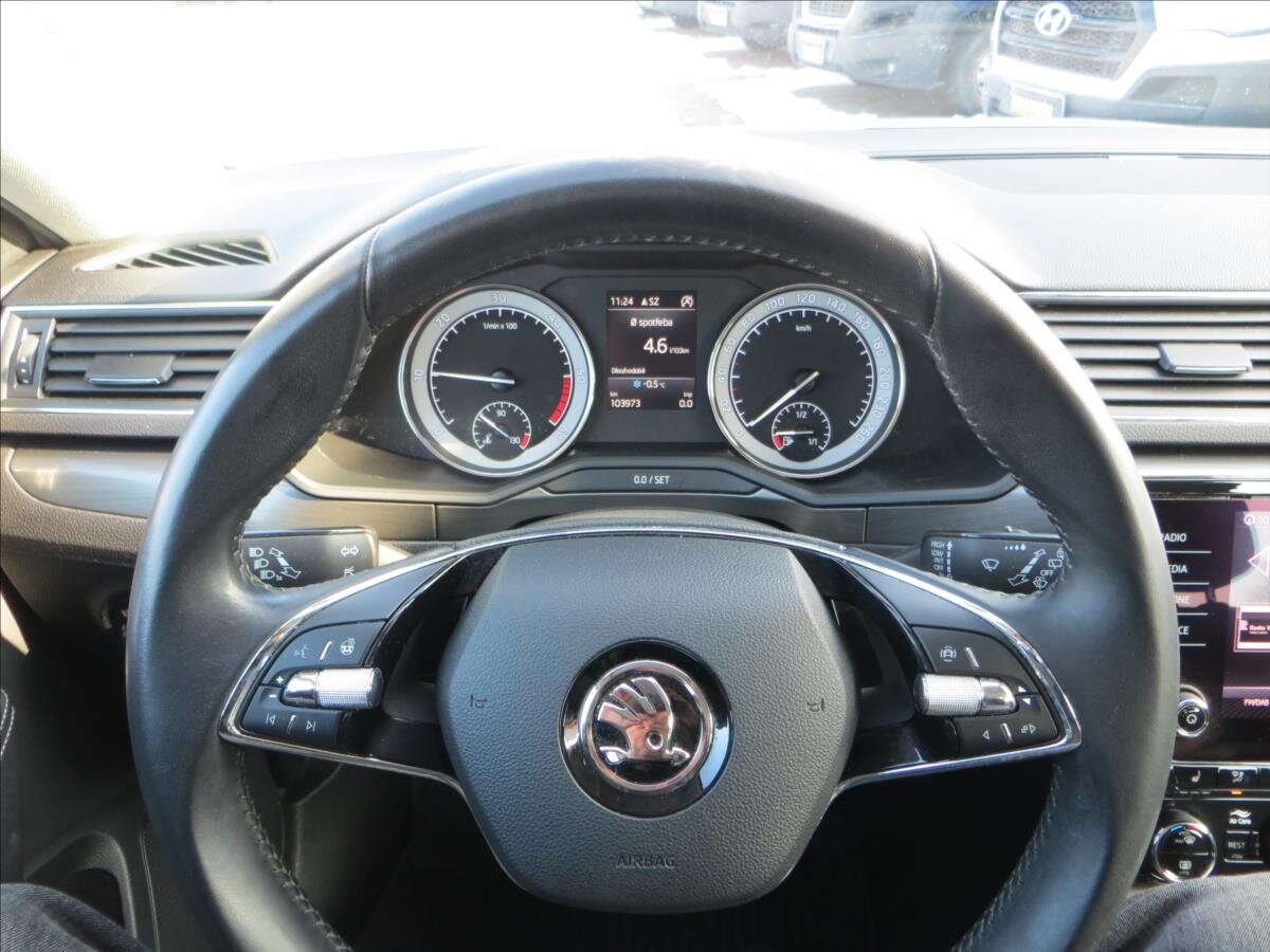 Škoda Superb Kombi 2,0 l 110 kw