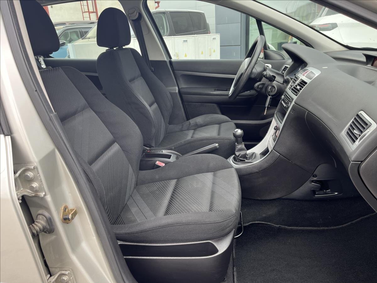 Peugeot 307 Hatchback 1,4 l 65 kw