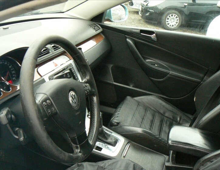 Volkswagen Passat 10