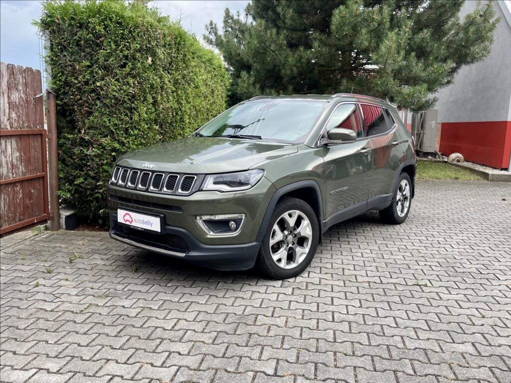 Jeep Compass SUV 1,4 l 103 kw