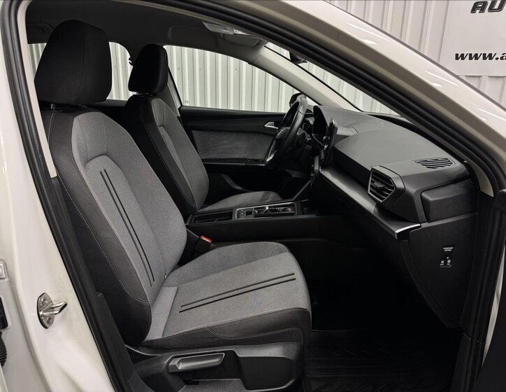 Seat Leon Hatchback 1,5 l 96 kw