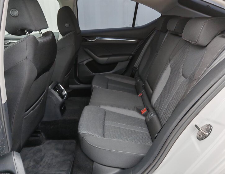 Škoda Octavia Sedan / Limuzína 2,0 l 85 kw