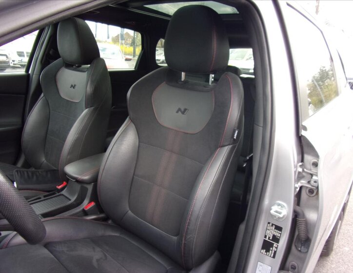 Hyundai i30 Hatchback 1,6 l 100 kw