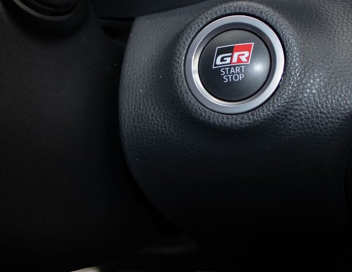 Toyota Yaris Hatchback 1,6 l 192 kw