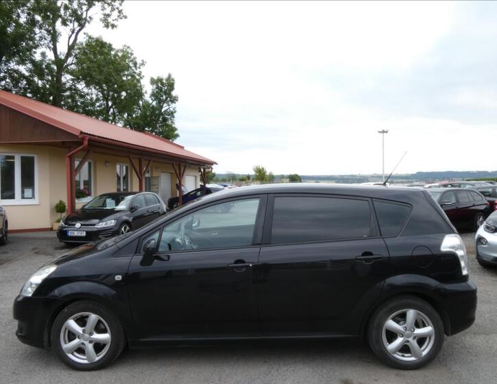 Toyota Corolla Verso 4