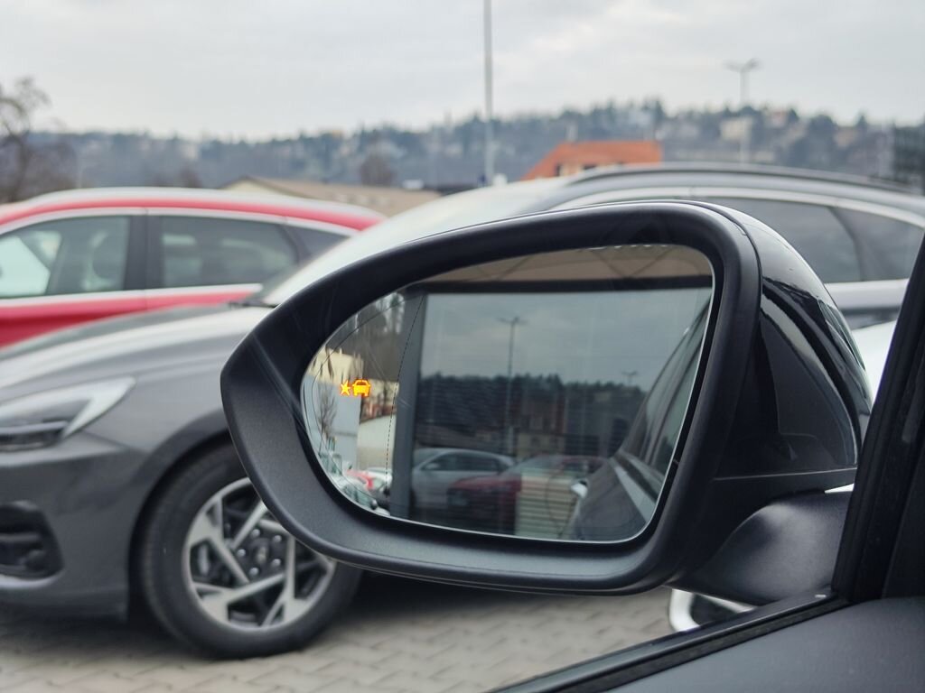 Opel Insignia Kombi 2,0 l 128 kw