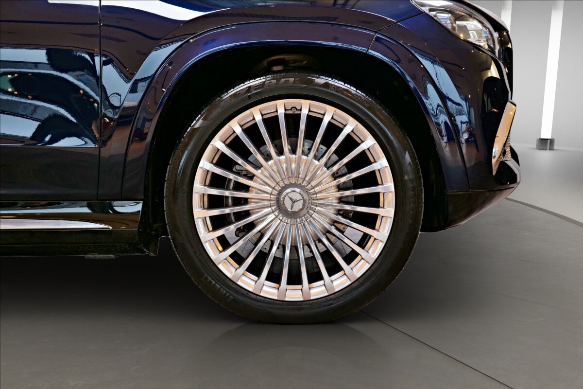 Mercedes-Benz GLS SUV 4,0 l 410 kw