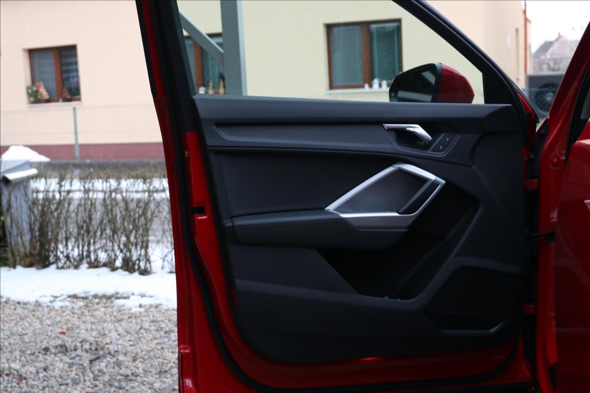 Audi Q3 SUV / Terénní 2,0 l 140 kw